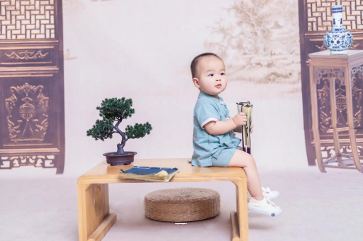 黄骅孕妇肚子上的黑线
